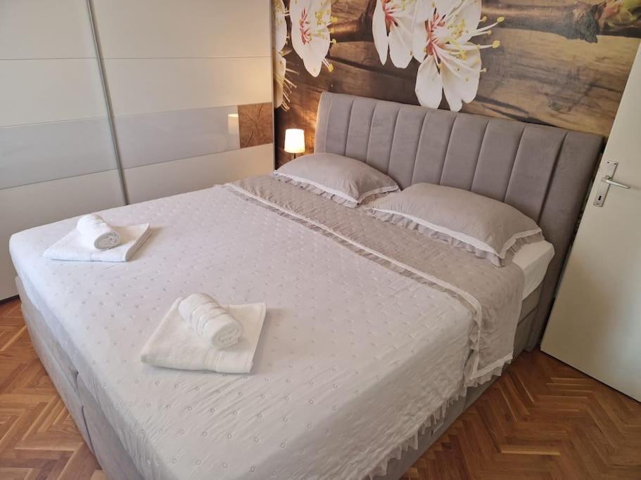 Apartment Pupila Solin Exterior photo
