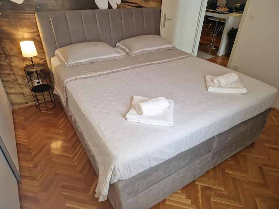 Apartment Pupila Solin Exterior photo
